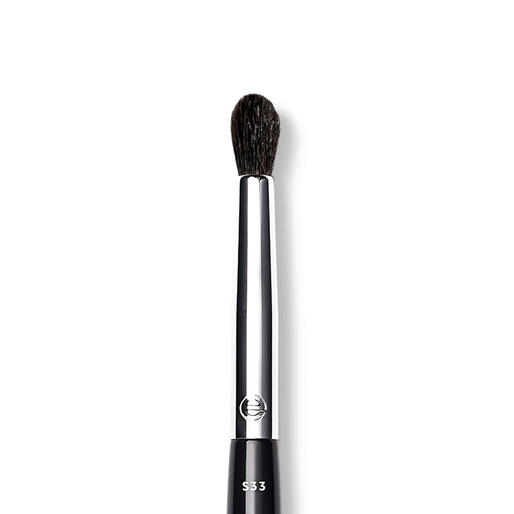 ESUM Cosmetics - S33 Medium Tapered Eye Countour Brush
